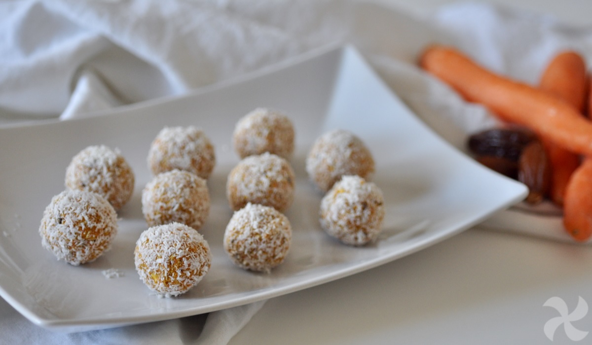 Bolitas de dátiles, zanahoria y coco