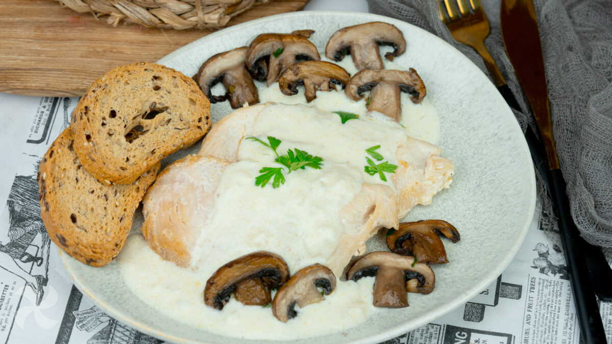 Pechugas de pollo en salsa cremosa de cerveza