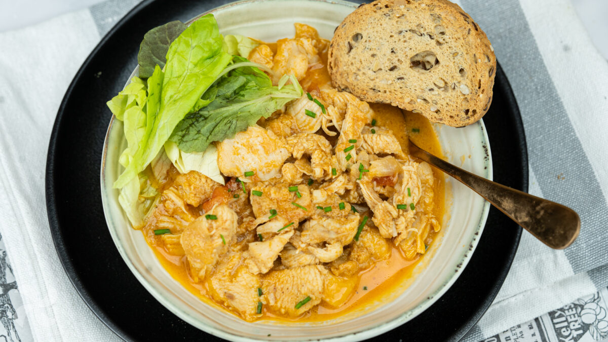Pollo al curry al estilo tikka masala