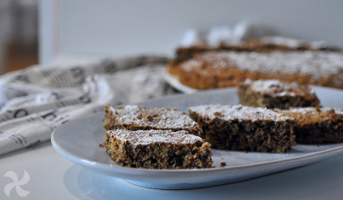 Bizcocho con sabor a galleta, de chocolate y almendra