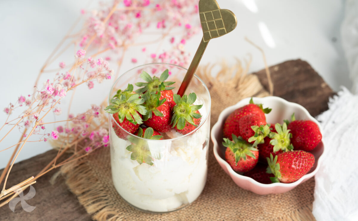 Mousse de yogur y leche condensada