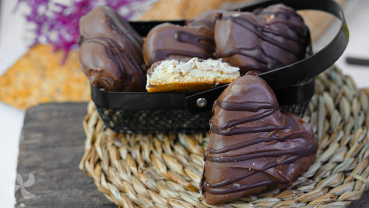 Galletas kinder con forma de corazón