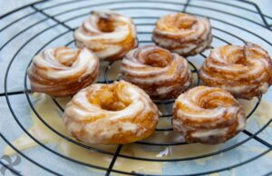 Crullers franceses de naranja y miel