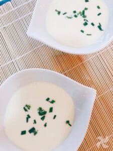 Crema de apio y hierbabuena
