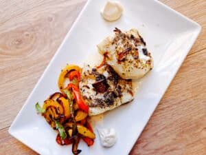 Lomos de bacalao con pimientos asados en airfryer