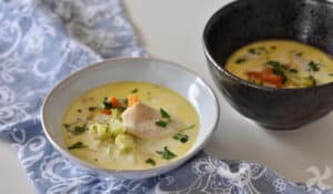 Sopa de pescado con nata