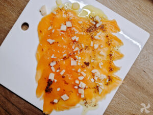 Carpaccio de salmón ahumado