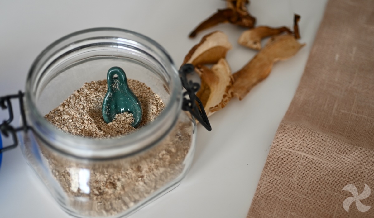 Sal aromatizada con setas deshidratadas