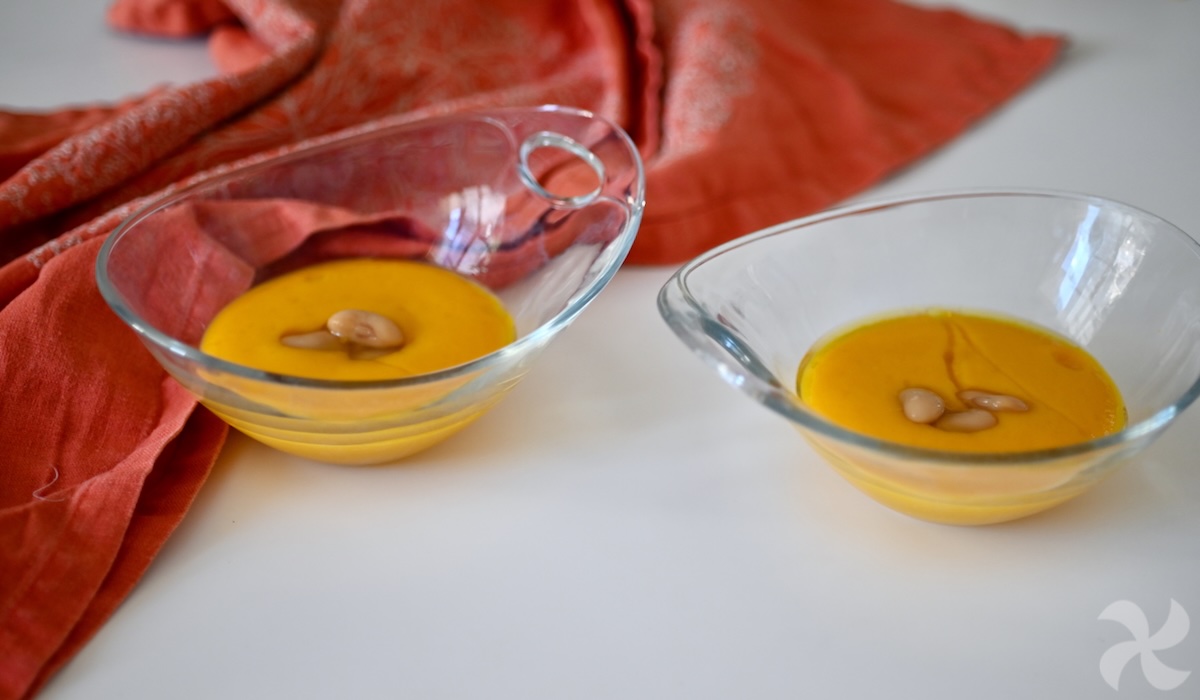 Crema de zanahoria y alubias al aroma de romero