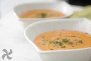 Salmorejo de melocotón
