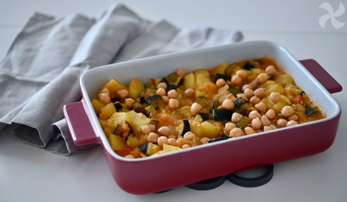 Guiso de verduritas con garbanzos y aceitunas
