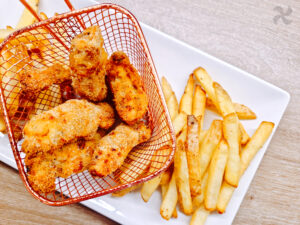 Tiras de pollo crujientes en airfryer
