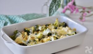 Pasta con brócoli y bechamel