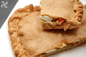 Empanada integral de pulpo y atún
