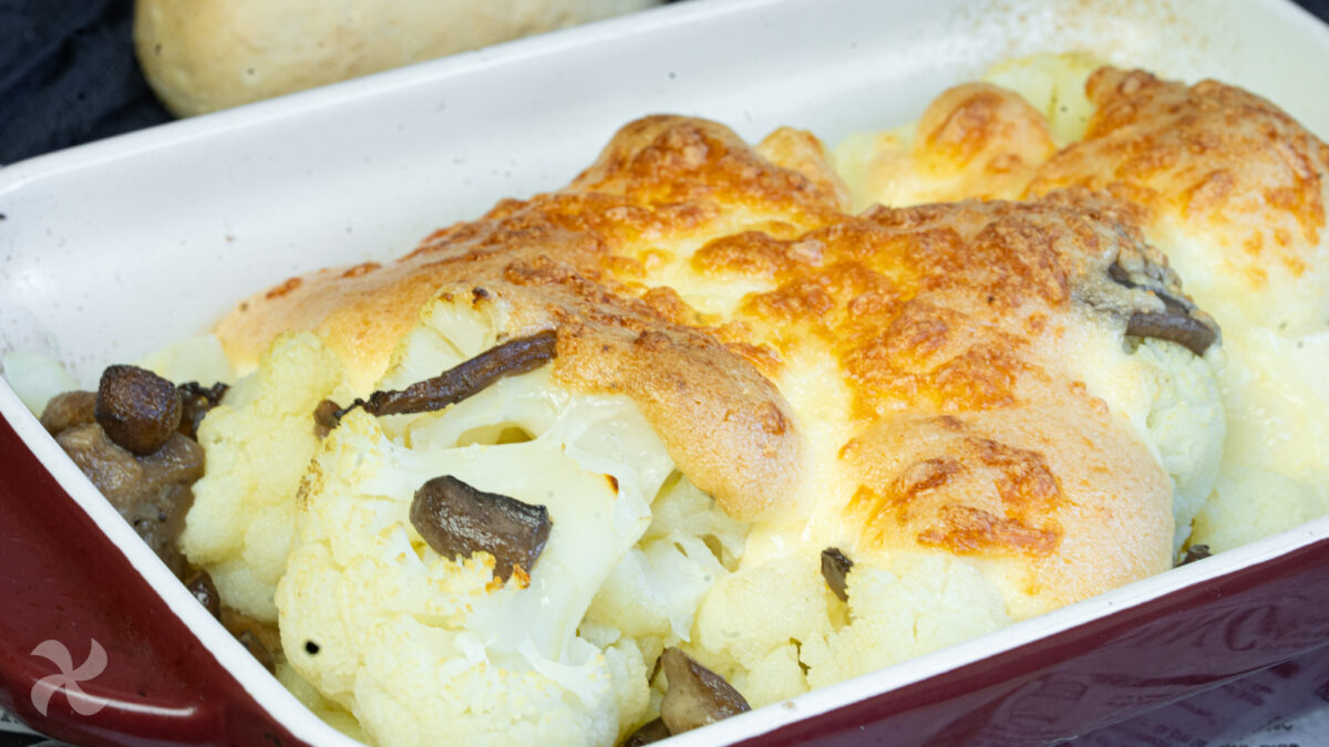 Coliflor con setas y mayonesa alioli gratinada