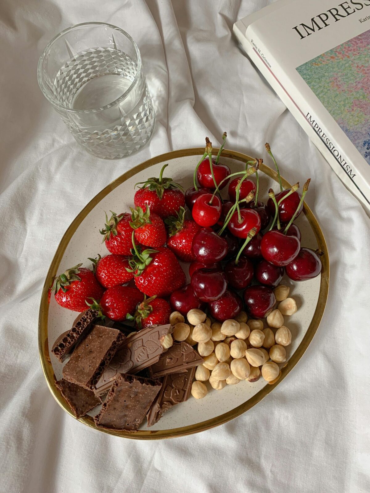 El uso de los frutos secos en los postres: técnicas, variedades y recetas