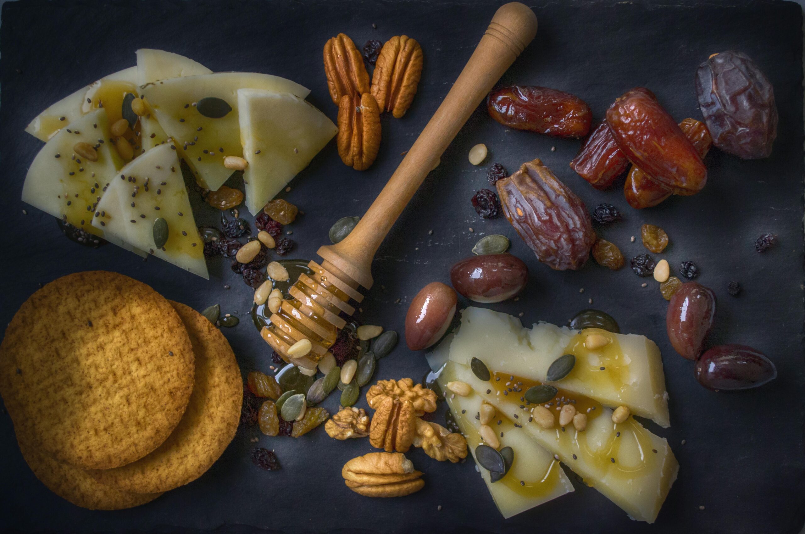 El uso de los frutos secos en los postres: técnicas, variedades y recetas