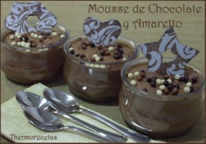 Delicado postre a base de chocolate con un ligero toque de licor Amaretto.