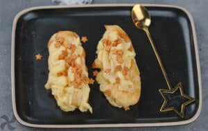 Eclairs rellenos de crema de queso al ron