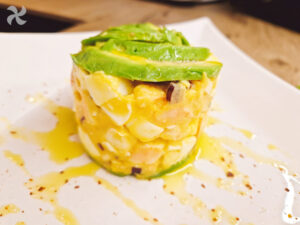 Timbal de salpicón de langostinos