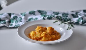 Patatas con pollo