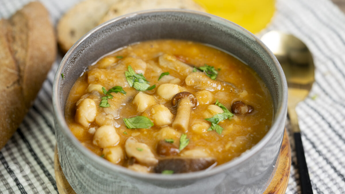 Garbanzos con setas