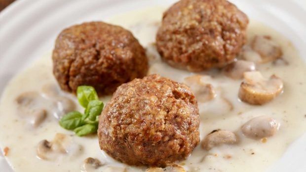 Albóndigas en salsa