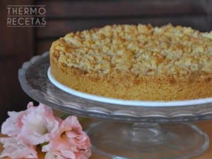 Tarta rellena de pera