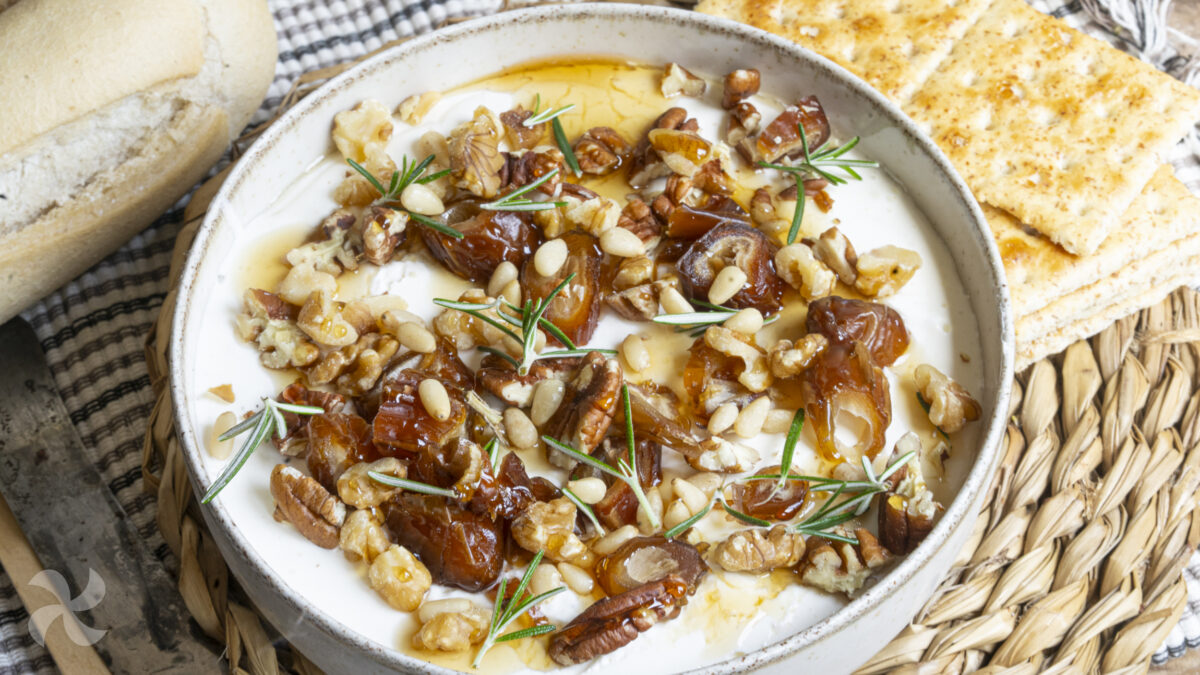 Crema de queso para untar con frutos secos