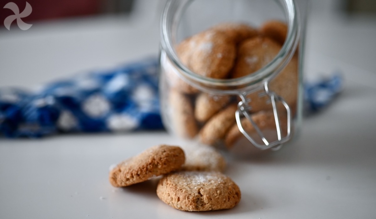 alletas de avena, mantequilla y ricotta