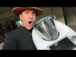 ¡1 DÍA ENTERO COMIENDO RECETAS DE THERMOMIX! 😱 (ROBOT DEL FUTURO) – Beto Pasillas