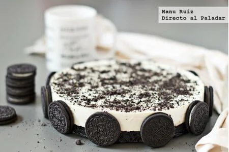 Tarta de chocolate blanco y galletas Oreo, receta fácil con Thermomix