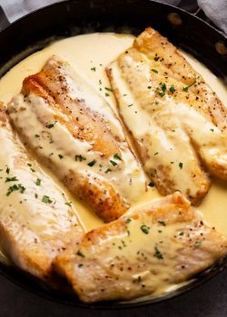 Pescado con Salsa de Vino Blanco