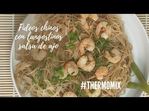 Fideos chinos con langostinos y salsa de ajo | receta thermomix