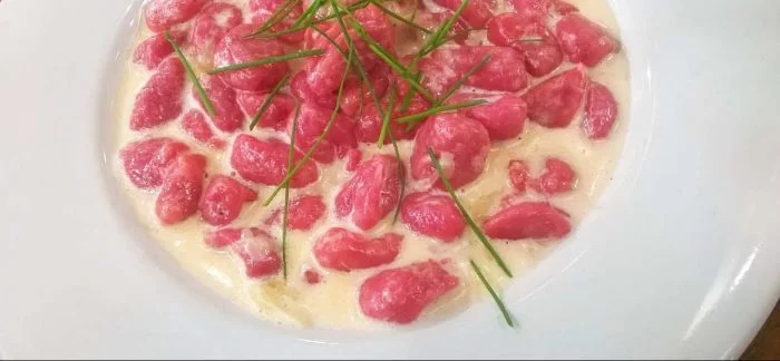 Ñoquis de remolacha: receta vegana y económica para lucirte en la cocina