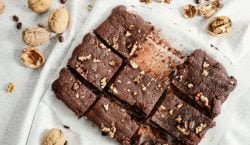 Brownie de nueces, receta de un clásico que siempre queda bien