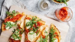 Pizza rápida de plátano macho, receta ideal para dietas