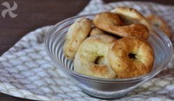 Roscos de anís y vino blanco