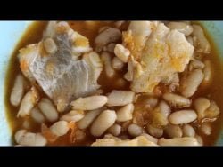 Alubias blancas con bacalao, fácil y rico con Thermomix