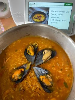 Arroz caldoso con mejillones y potas TM6/TM5/TM31