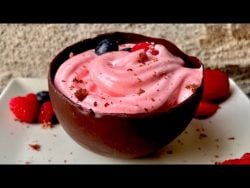 🍓🍓🍓ESPUMA de FRESA y FRAMBUESAS en copa de chocolate en MONSIEUR CUISINE, THERMOMIX 🍓🍓🍓