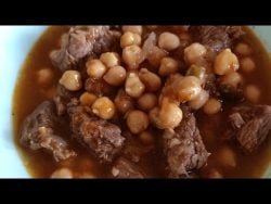 Garbanzos con ternera, fácil y rico con Thermomix