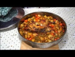 Tavë pule me zarzavate të stinës, receta që do shijoni gjithë sezonin