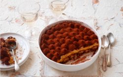 Tiramisú de calabaza y nata, receta de postre original y sencilla