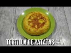 Tortilla de patatas con cebolla en Monsieur Cuisine Plus