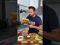 TREMENDO SÁNDWICH DE MILANESA ¡DE SOJA! MilaGrosa #MamáLucchetti #Lucchetti #Receta #JaviRosemberg