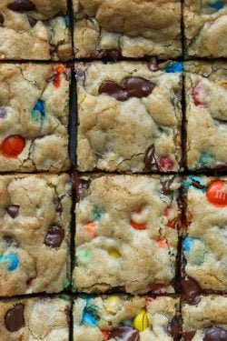 Barras de galletas M&M – Galletas y tazas