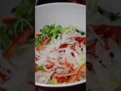 ¿te gustan las ensaladas?🥗👨🏾‍🍳🤤 está te encantará 🔥 #elcocineromarco #sabor #ensalada #receta