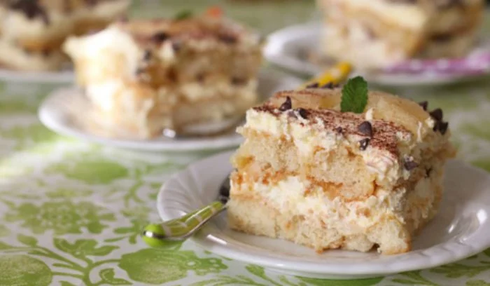 Tiramisú de piña fácil de preparar