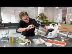Tostas con Bombón de Salmón en Thermomix